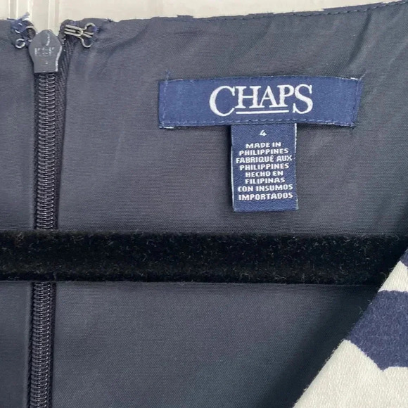 Chaps Floral Navy and White V-Neck Bodice Bust Fit & Flare Pleated Skirt Dress 4 - Picture 5 of 11